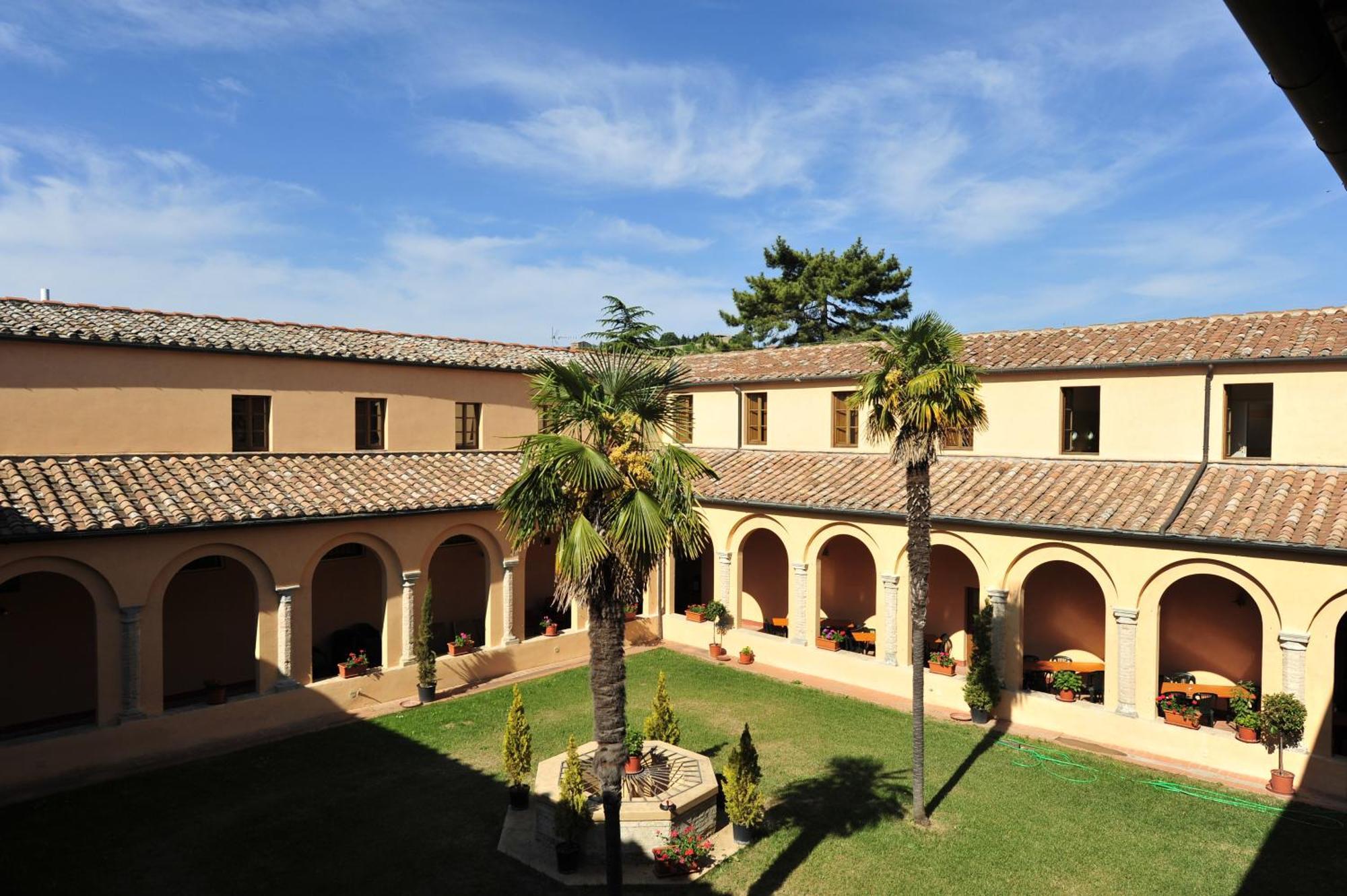 Chiostro Delle Monache Hostel โวลแตร์รา ภายนอก รูปภาพ