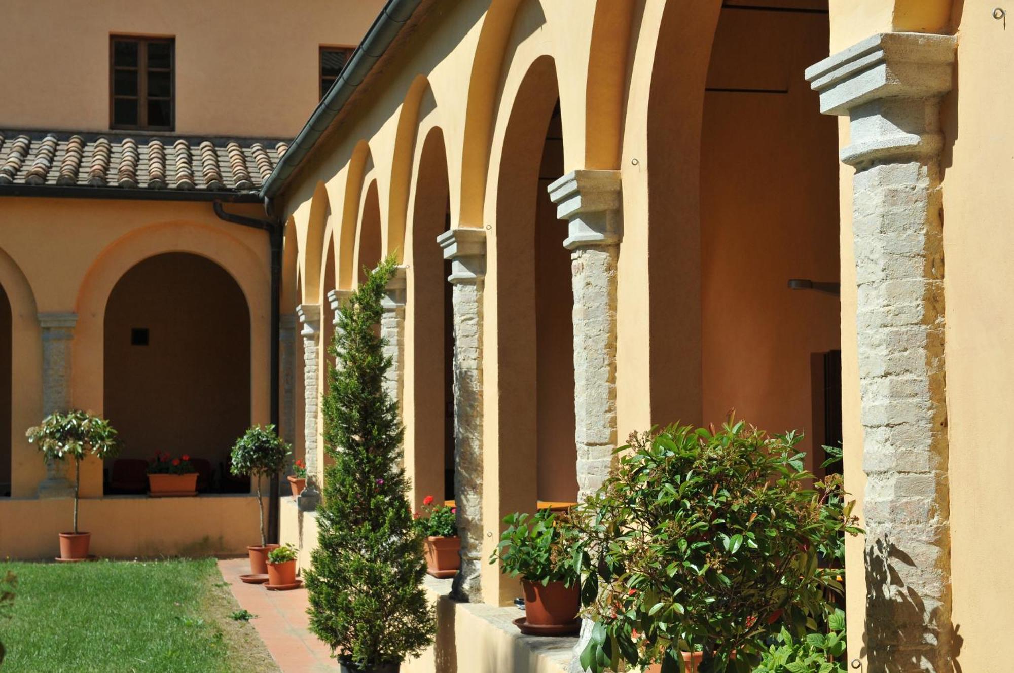 Chiostro Delle Monache Hostel โวลแตร์รา ภายนอก รูปภาพ